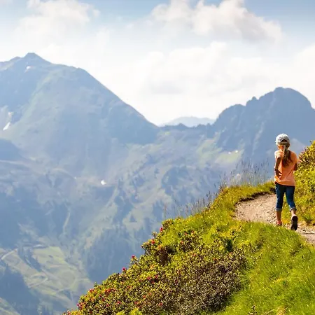 Lehenhof Çiftlik konaklama *